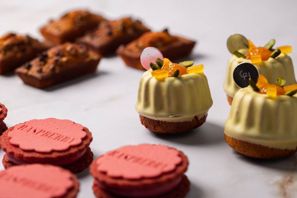 Travel Cakes