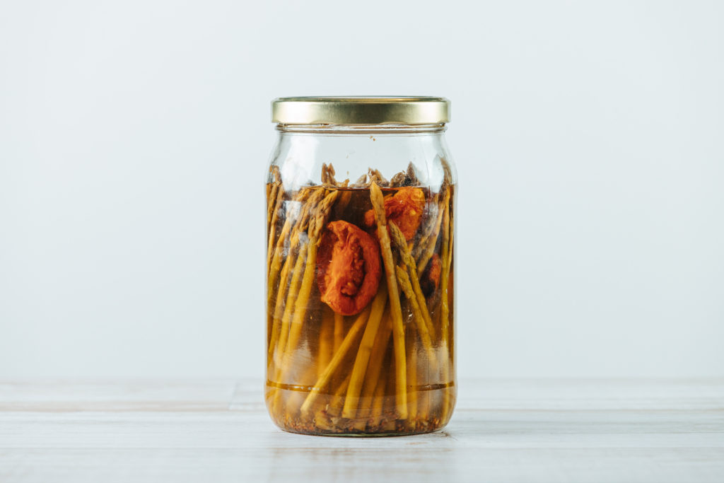 Encurtidos de puerros y tomates