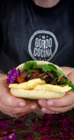 Arepa con Flores