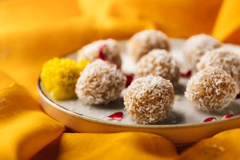 coconut ladoos