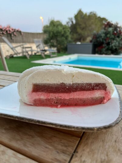 ec0935d0-5e16-4adf-b4e4-5d6e25f68224