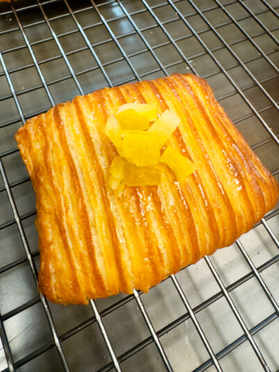 27B810DF-5676-48F7-B8E4-F24C59AF612B