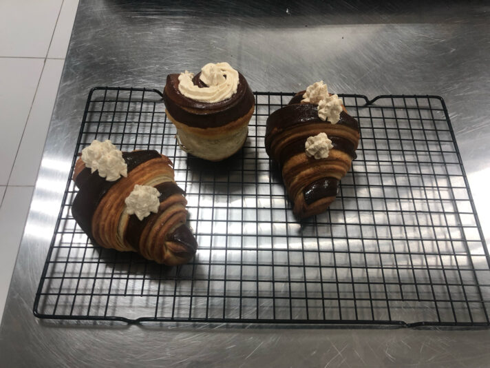 5DC897CF-20C6-4500-89F3-6DE737228968