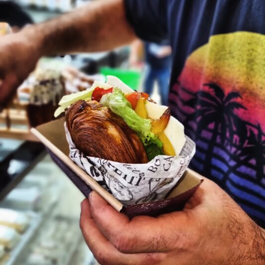 f5bd537a-4af7-4a3f-a079-9458021b5465