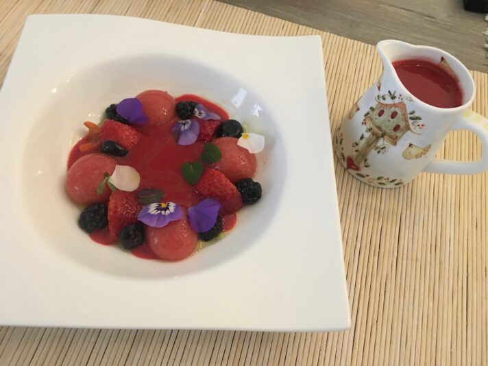 31DAF9AB-E1A3-4CC8-AC96-C1607FEF8E87