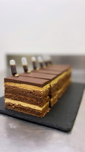 5959EB8D-65A1-4F2C-8B8B-C20E3FC4E359