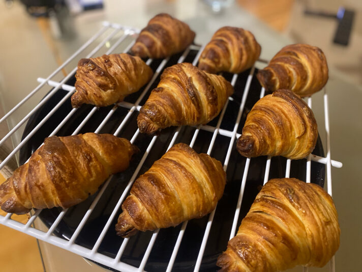 686F3C41-356B-4FC6-AFC2-E50A0FC0126E