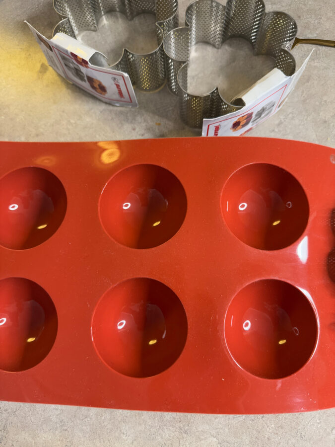 Piping tips # and molds used in Bachour classes - Scoolinary