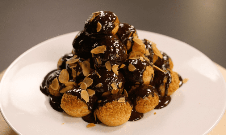 Chocolate-profiteroles