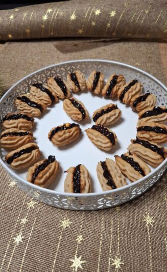 702e6f81-2a6e-43df-a9e3-3dbcf5ac0538