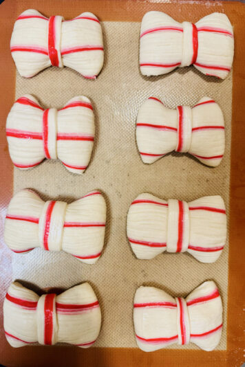 DC1AA124-8796-4A5F-81E1-6A3150AA161B