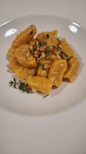 12f3efcb-648a-49bc-a0b2-6f351e3fca9f