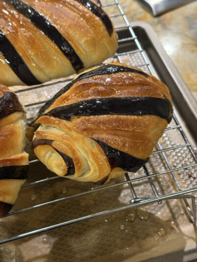 5C615035-A8D4-4E8A-8984-701020E9AE4C