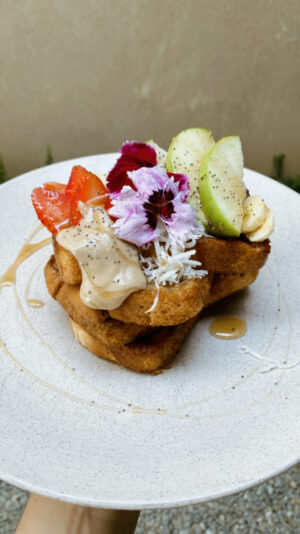 {"eId":"854950575452104","CameraPosition":1}