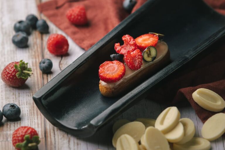 eclair-cheesecake-768x512