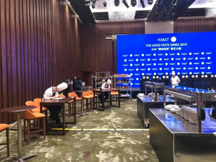 0AFF1B58-6FE3-4AA4-B37F-3A467CC60F32