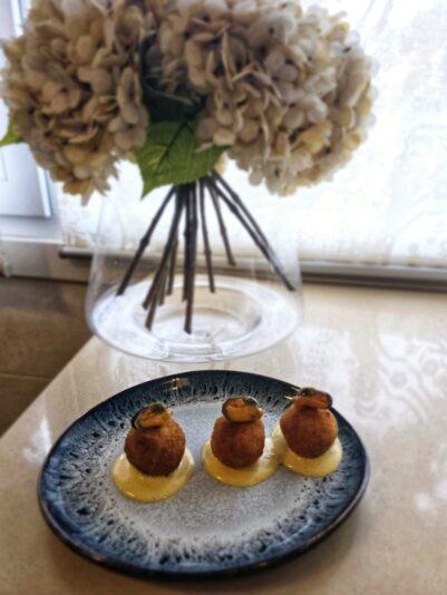 1c3d0ca5-6460-4802-a0a0-d005721eacb9