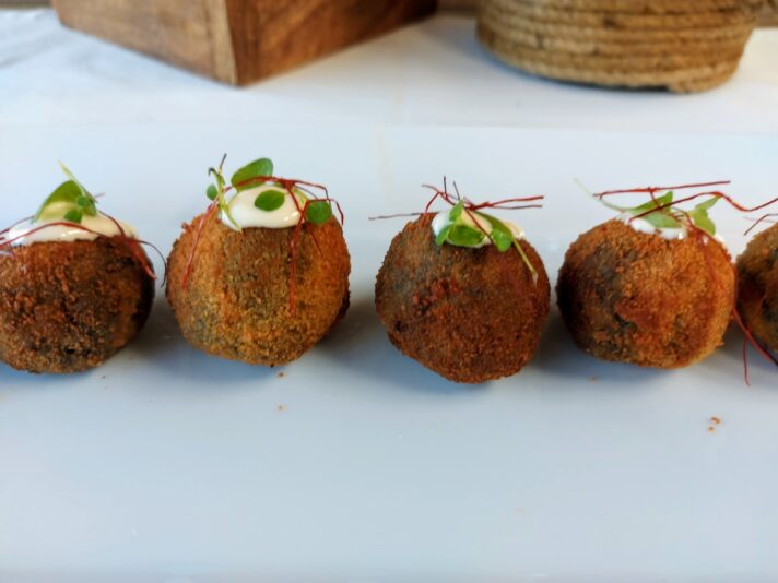 212a3f95-c367-44bc-959e-8994c85793fd