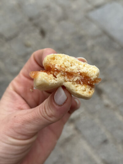 598700E5-8194-467C-94A1-299B363AB243