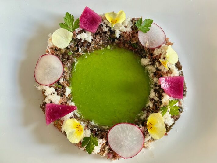 70C22510-3492-4A12-A5B8-576A5D6CE2FE