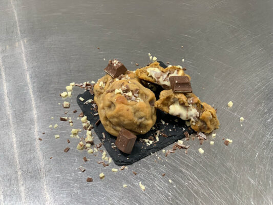 8D0E2700-61DD-4AF4-8629-3B49DDFD0462