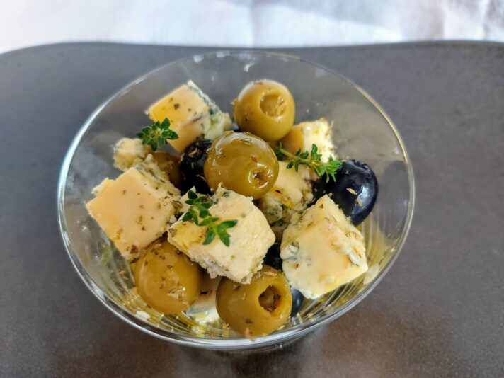 9bcdfccc-4d47-4fbd-80ec-7ac2929ee2df