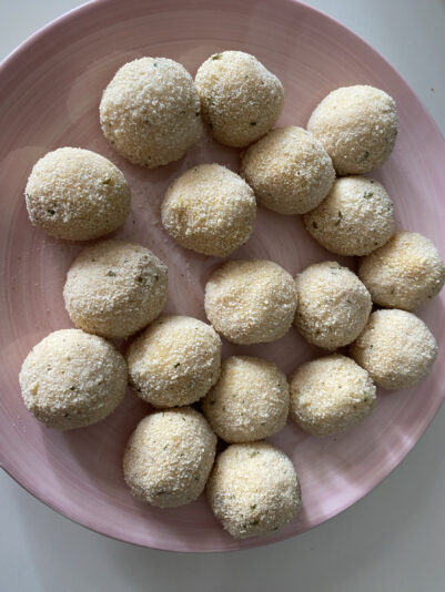 AE9EB2A5-6D56-4460-A307-ACF04B30E15B