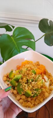 Ceviche de garbanzos con quinoa crocante
