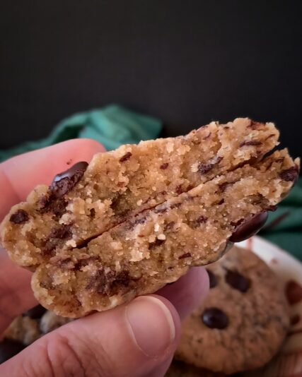 f1283cb5-ae04-4d54-9cd1-6e62817ec60e