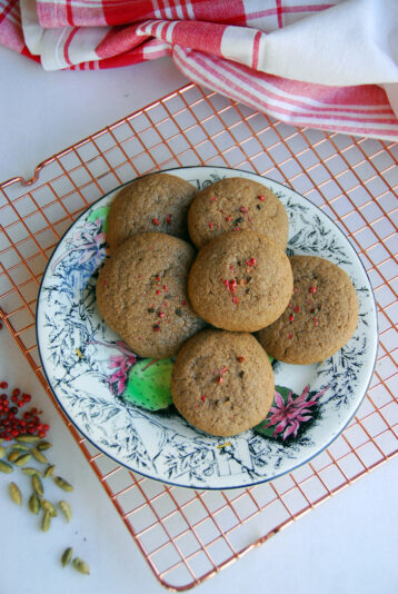 galletas de chocolate con pimienta rosa y cardamomo verde 3 beatriz torija