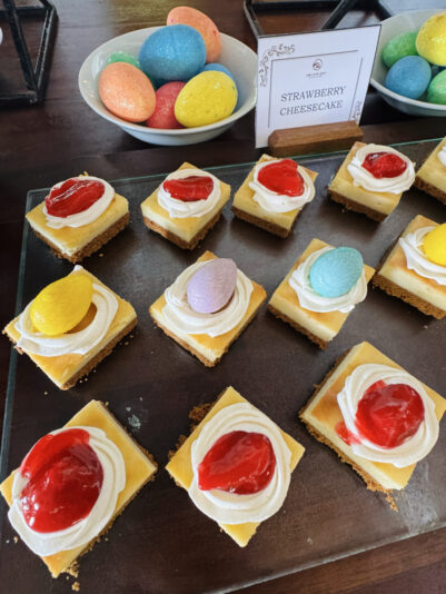 10D7048C-4A5D-4F4E-B9B7-153C12E3F047