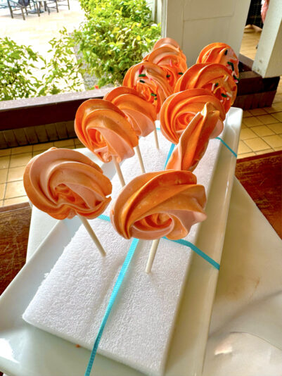 7E8EEFEF-5169-428C-A465-F59D323E8761