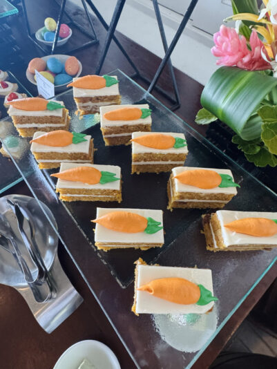 8B493580-4FE2-48AF-8954-FA2DFF08E8EA