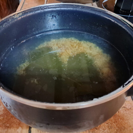 tartar de calamar 1 caldo dashi