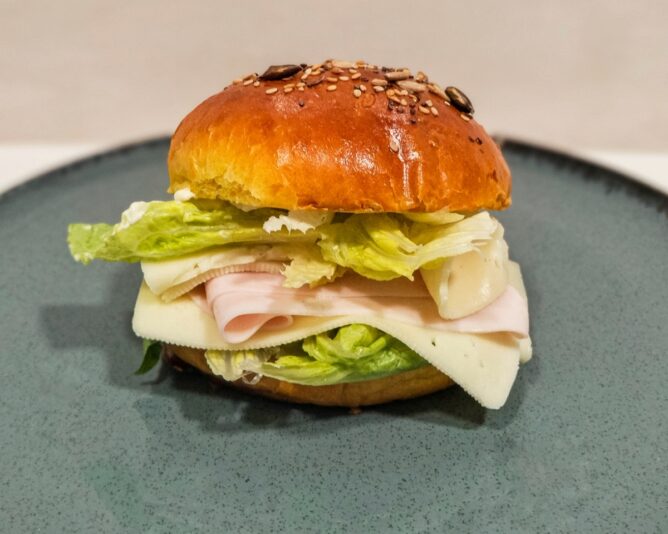 033d5a1e-653e-443d-87b5-3da341e6be43