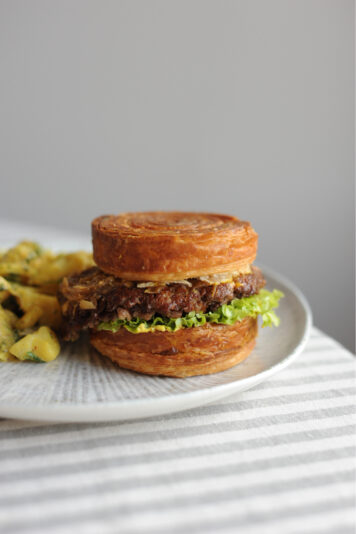 16CF98B0-7D6A-4D77-9E64-4EE0B3429B93