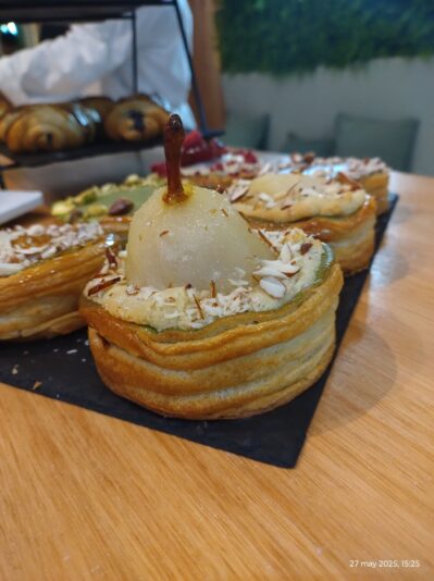 404b626b-f76a-4d5e-b8a0-08938f0ac6d2