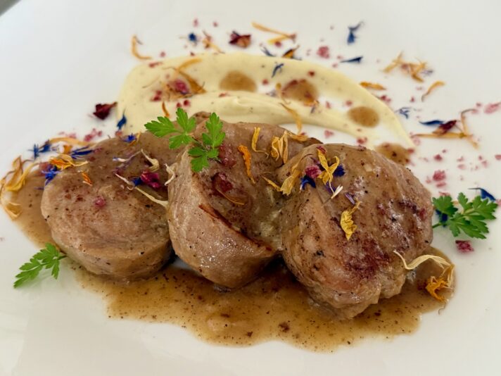 4DEDC770-E585-4E01-9BEC-CF7A2A250D0B