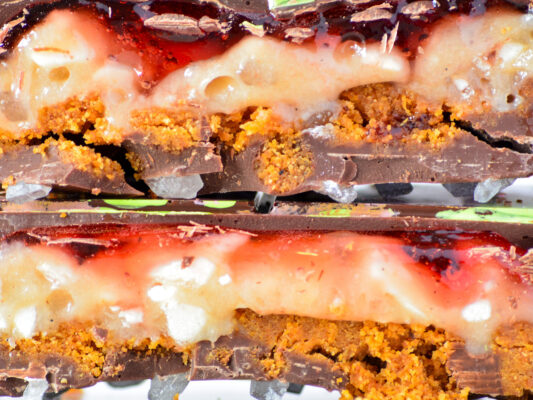 8C3541FD-6211-41E8-BD26-F077964F4CD0