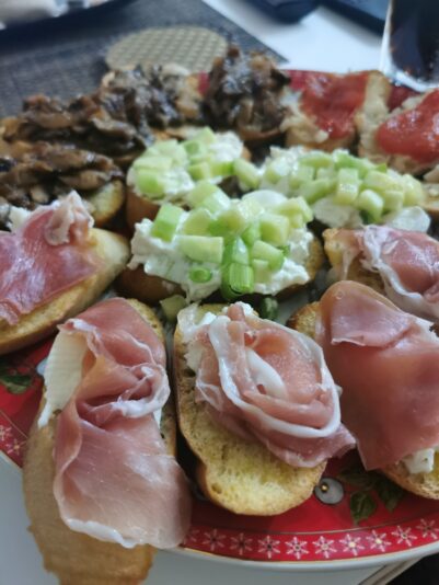 d02ceff0-1ee4-4626-9466-a098b4213281