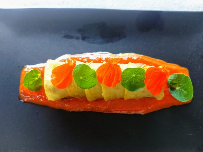 d3b12320-1137-475a-84d1-fefebcc5999a