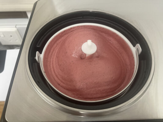 78568183-FEB5-47DA-9A8B-414AD5CC9F5A