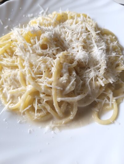 9b8b886f-2697-4dd0-838c-60e142328280