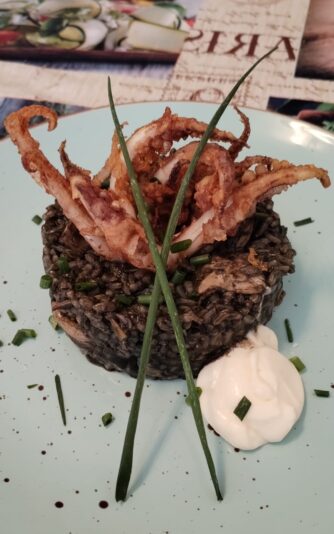 calamares en su tinta con arroz 1