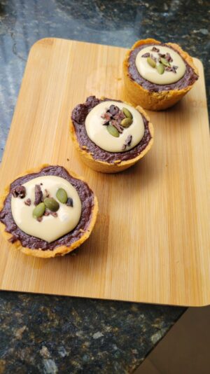 e2d9f9d1-5ca2-40a9-b388-5d6a09753a32