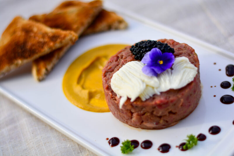 Lana Mihajlović beneath 1