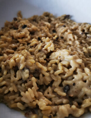 RIŽOTO SA PEČURKAMA