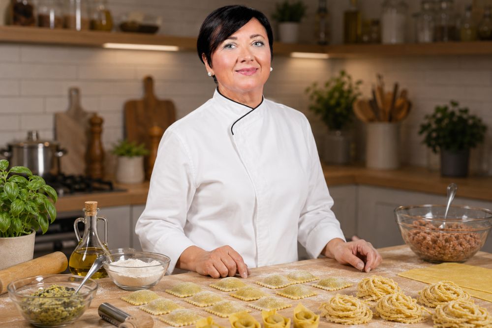 Cristina_Lunardini_making_fresh_dough_pasta
