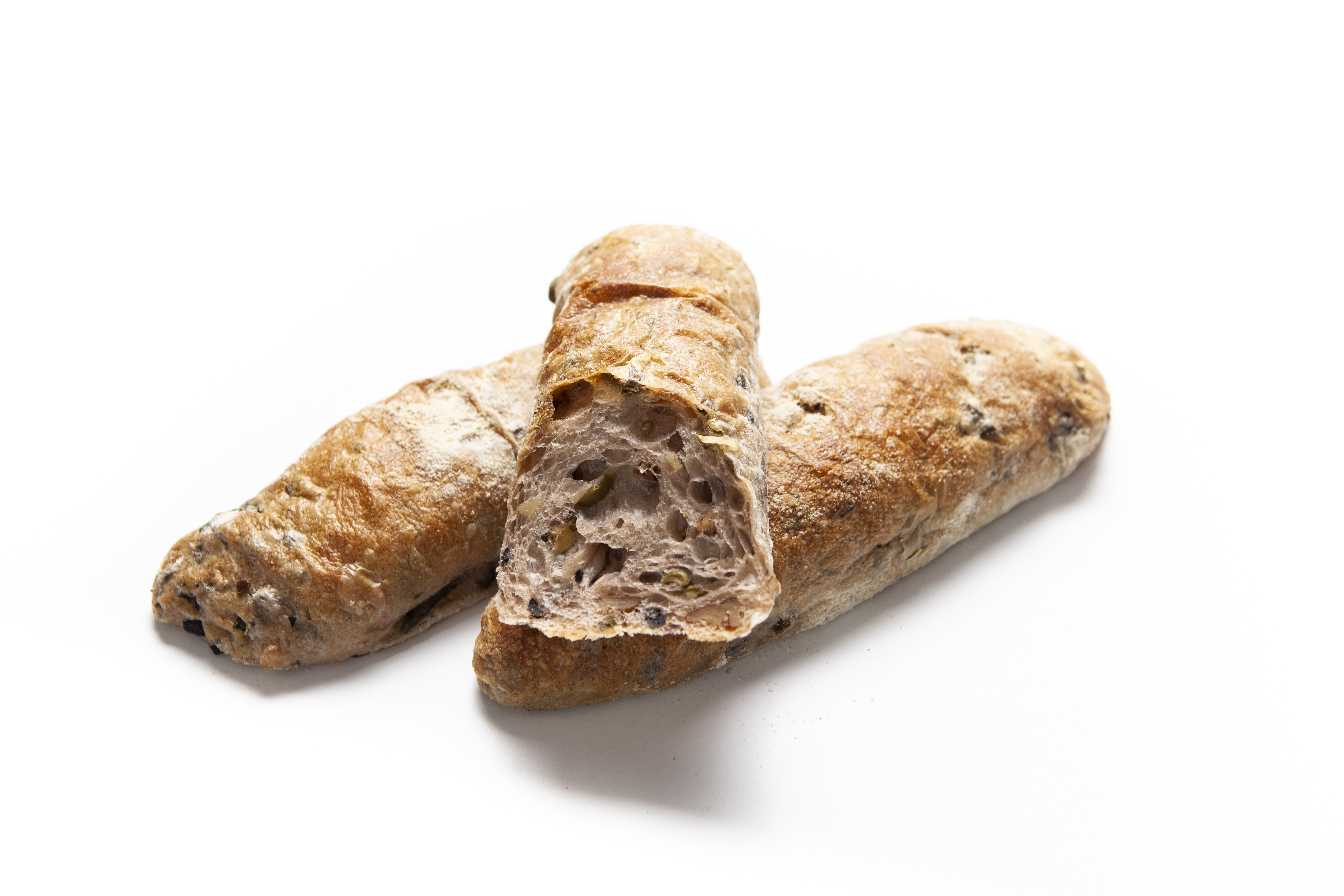 Chapata de olivas, albahaca y nueces