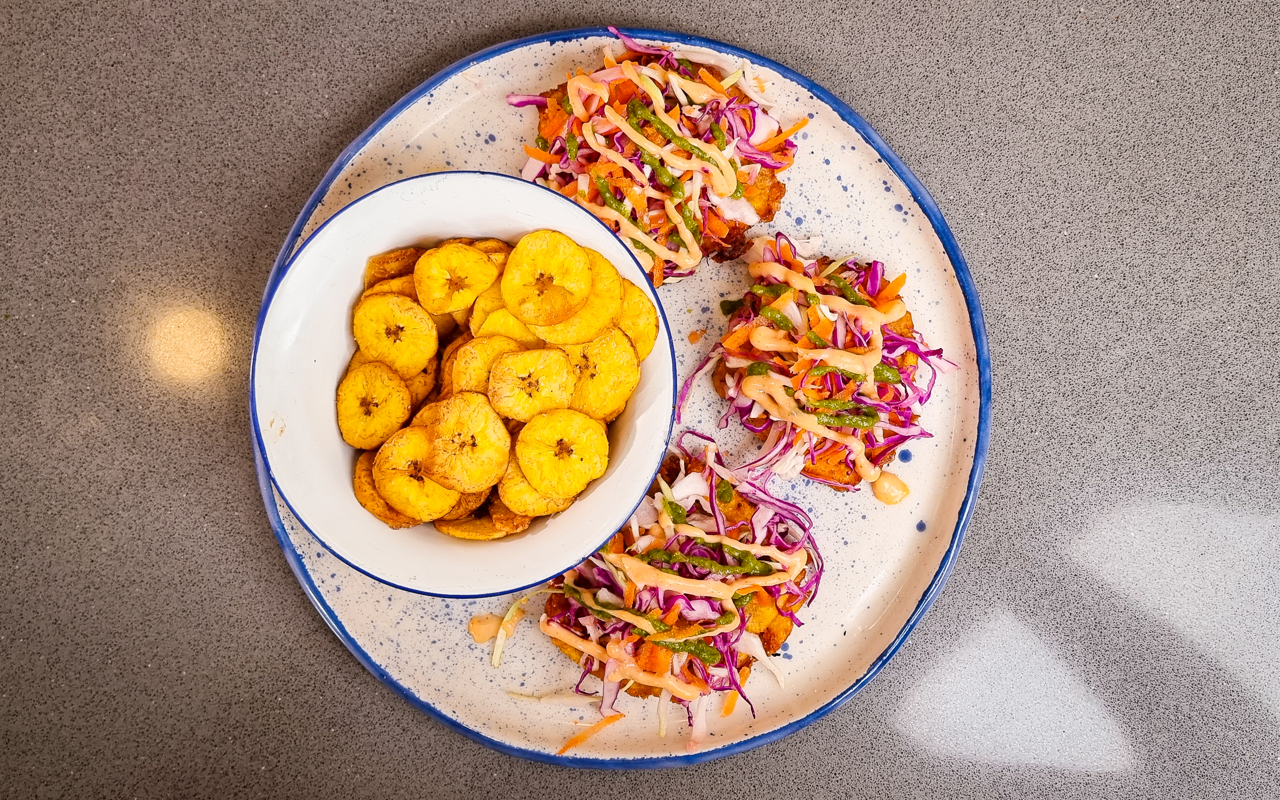 Patacones y tostones